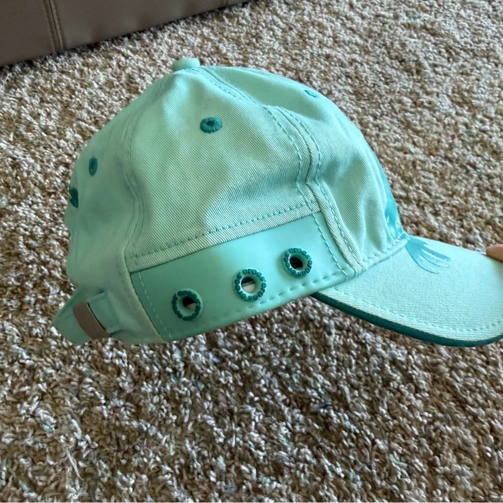 NWT CROCS Cap Hat With Logo Sea Foam Youth Size